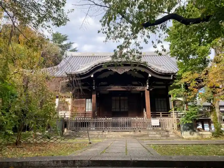 法明寺の本殿・本堂