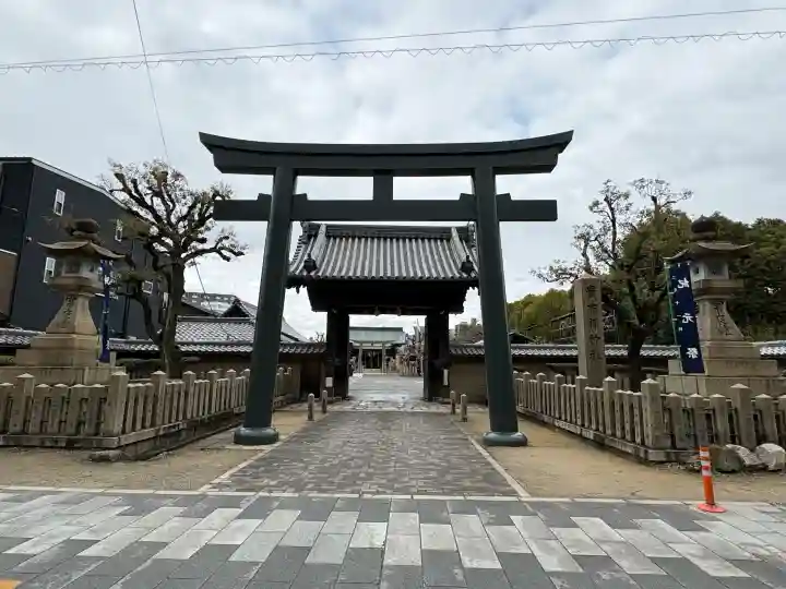 貴布禰神社の{uncategorized: "未分類", other: "その他", undefined: "問題あり", building: "その他建物", grave: "お墓", sacred_gate: "鳥居", guardian: "狛犬", statue: "像", buddha: "仏像", history: "歴史", nature: "自然", garden: "庭園", animal: "動物", pagoda: "塔", temizu: "手水舎", mountain_gate: "山門・神門", sanctuary: "本殿・本堂", subordinate: "末社・摂社", art: "芸術", scenery: "景色", jizo: "地蔵", ema: "絵馬", goshuin: "御朱印", omikuji: "おみくじ", items: "授与品その他", amulet: "お守り", goshuincho: "御朱印帳", eats: "食事", festival: "お祭り", votive_dance: "神楽", shichigosan: "七五三参", wedding: "結婚式", experience: "体験その他", initially: "初詣", around: "周辺", anti_infection: "感染症対策"}