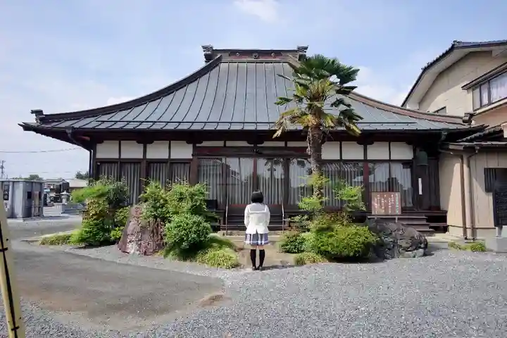 慈済寺の本殿・本堂