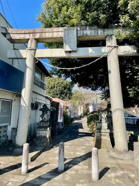 常祗稲荷神社の{uncategorized: "未分類", other: "その他", undefined: "問題あり", building: "その他建物", grave: "お墓", sacred_gate: "鳥居", guardian: "狛犬", statue: "像", buddha: "仏像", history: "歴史", nature: "自然", garden: "庭園", animal: "動物", pagoda: "塔", temizu: "手水舎", mountain_gate: "山門・神門", sanctuary: "本殿・本堂", subordinate: "末社・摂社", art: "芸術", scenery: "景色", jizo: "地蔵", ema: "絵馬", goshuin: "御朱印", omikuji: "おみくじ", items: "授与品その他", amulet: "お守り", goshuincho: "御朱印帳", eats: "食事", festival: "お祭り", votive_dance: "神楽", shichigosan: "七五三参", wedding: "結婚式", experience: "体験その他", initially: "初詣", around: "周辺", anti_infection: "感染症対策"}