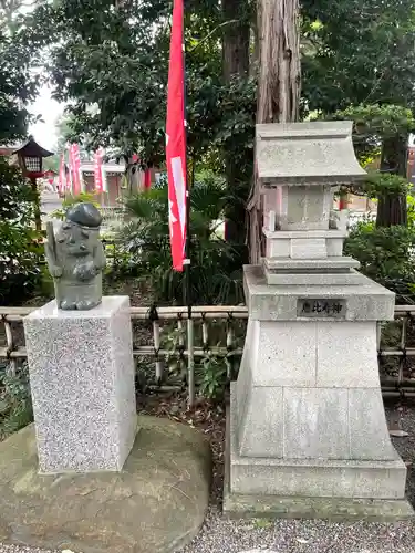 亀ケ池八幡宮の末社・摂社