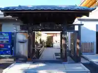 梅蔭寺の山門・神門