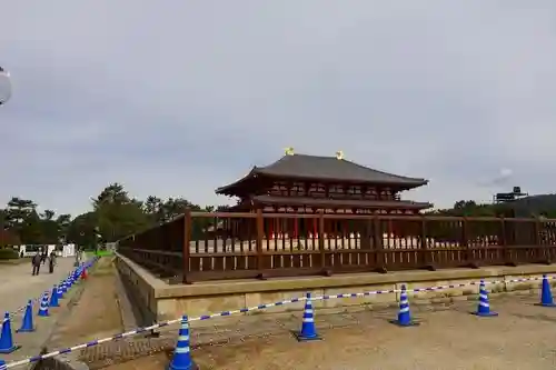 興福寺の本殿・本堂
