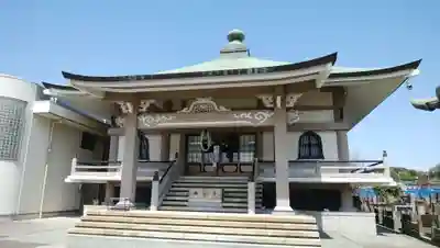 観護寺の本殿・本堂