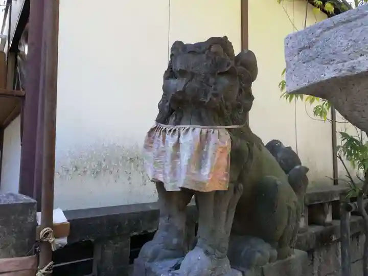 南宮神社の狛犬