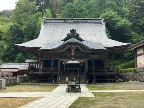 牛伏寺の本殿・本堂