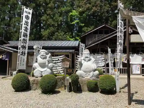 出雲福徳神社の像