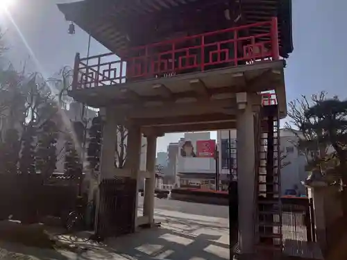 寶藏寺(成田不動尊) の山門・神門