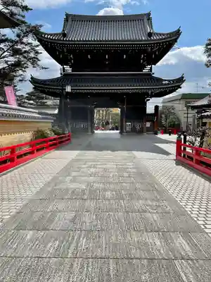 中山寺の山門・神門