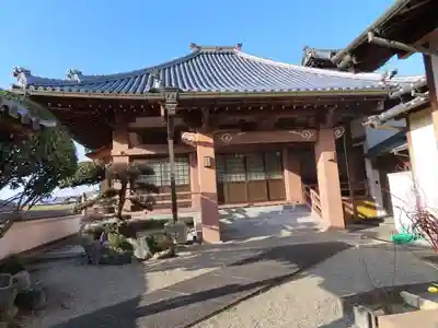 教了寺の本殿・本堂