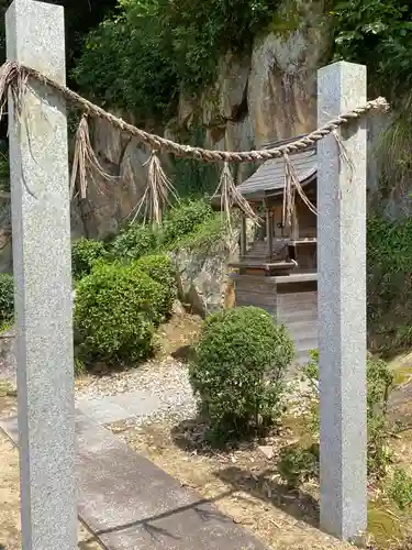 恩徳寺古立石不動明王(岡山県)