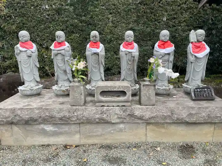 西善院の{uncategorized: "未分類", other: "その他", undefined: "問題あり", building: "その他建物", grave: "お墓", sacred_gate: "鳥居", guardian: "狛犬", statue: "像", buddha: "仏像", history: "歴史", nature: "自然", garden: "庭園", animal: "動物", pagoda: "塔", temizu: "手水舎", mountain_gate: "山門・神門", sanctuary: "本殿・本堂", subordinate: "末社・摂社", art: "芸術", scenery: "景色", jizo: "地蔵", ema: "絵馬", goshuin: "御朱印", omikuji: "おみくじ", items: "授与品その他", amulet: "お守り", goshuincho: "御朱印帳", eats: "食事", festival: "お祭り", votive_dance: "神楽", shichigosan: "七五三参", wedding: "結婚式", experience: "体験その他", initially: "初詣", around: "周辺", anti_infection: "感染症対策"}