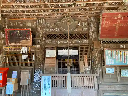 高蔵寺の本殿・本堂