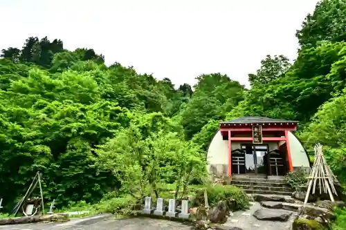 高龍神社　奥之院(新潟県)