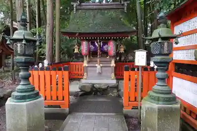 建部大社の末社・摂社