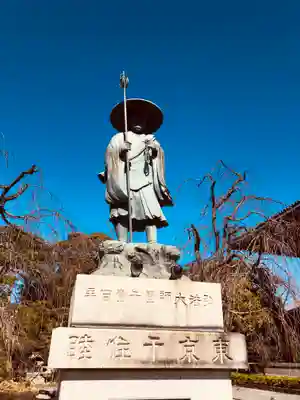 西新井大師総持寺の像