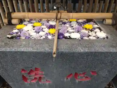 高円寺氷川神社の手水舎