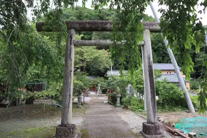 宇都宮神社(白岩町)の鳥居