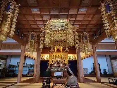 久学寺の本殿