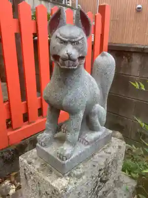稲荷神社の狛犬
