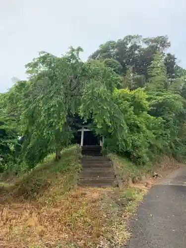 三社神社の鳥居