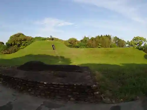 都萬神社の周辺