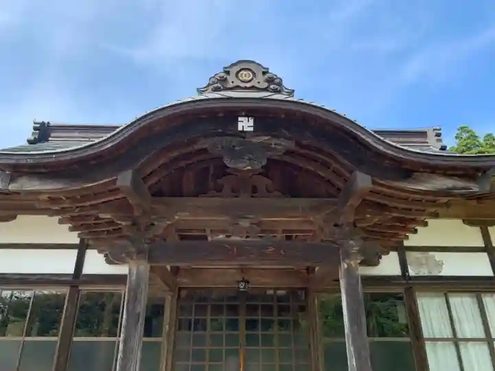法華寺の本殿・本堂