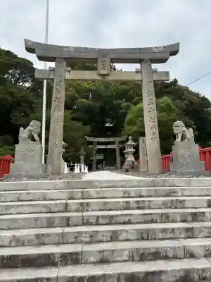 宗像大社中津宮の{uncategorized: "未分類", other: "その他", undefined: "問題あり", building: "その他建物", grave: "お墓", sacred_gate: "鳥居", guardian: "狛犬", statue: "像", buddha: "仏像", history: "歴史", nature: "自然", garden: "庭園", animal: "動物", pagoda: "塔", temizu: "手水舎", mountain_gate: "山門・神門", sanctuary: "本殿・本堂", subordinate: "末社・摂社", art: "芸術", scenery: "景色", jizo: "地蔵", ema: "絵馬", goshuin: "御朱印", omikuji: "おみくじ", items: "授与品その他", amulet: "お守り", goshuincho: "御朱印帳", eats: "食事", festival: "お祭り", votive_dance: "神楽", shichigosan: "七五三参", wedding: "結婚式", experience: "体験その他", initially: "初詣", around: "周辺", anti_infection: "感染症対策"}