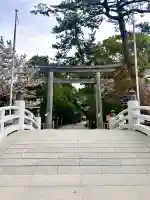 寒川神社の{uncategorized: "未分類", other: "その他", undefined: "問題あり", building: "その他建物", grave: "お墓", sacred_gate: "鳥居", guardian: "狛犬", statue: "像", buddha: "仏像", history: "歴史", nature: "自然", garden: "庭園", animal: "動物", pagoda: "塔", temizu: "手水舎", mountain_gate: "山門・神門", sanctuary: "本殿・本堂", subordinate: "末社・摂社", art: "芸術", scenery: "景色", jizo: "地蔵", ema: "絵馬", goshuin: "御朱印", omikuji: "おみくじ", items: "授与品その他", amulet: "お守り", goshuincho: "御朱印帳", eats: "食事", festival: "お祭り", votive_dance: "神楽", shichigosan: "七五三参", wedding: "結婚式", experience: "体験その他", initially: "初詣", around: "周辺", anti_infection: "感染症対策"}