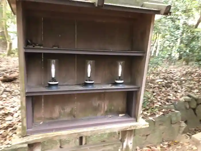 忍坂山口坐神社の建物その他