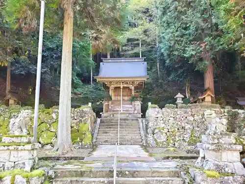 追手神社の本殿・本堂