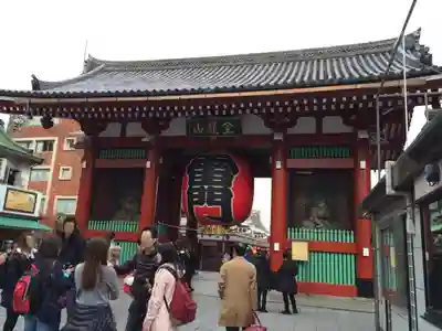 浅草寺の山門・神門