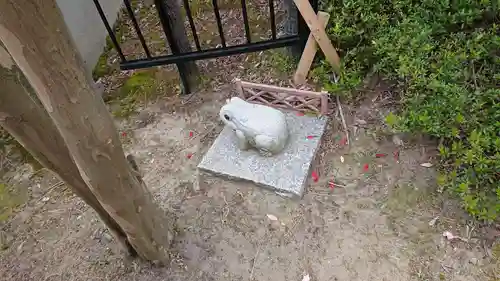 三社神社の狛犬