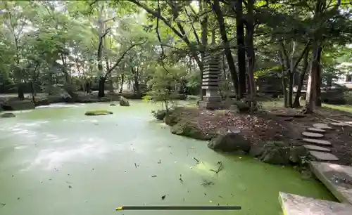 帯廣神社の庭園