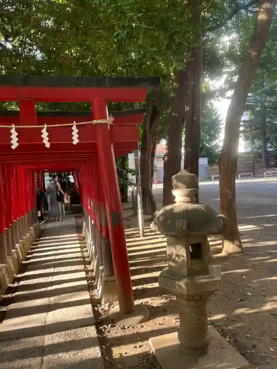 花園神社の{uncategorized: "未分類", other: "その他", undefined: "問題あり", building: "その他建物", grave: "お墓", sacred_gate: "鳥居", guardian: "狛犬", statue: "像", buddha: "仏像", history: "歴史", nature: "自然", garden: "庭園", animal: "動物", pagoda: "塔", temizu: "手水舎", mountain_gate: "山門・神門", sanctuary: "本殿・本堂", subordinate: "末社・摂社", art: "芸術", scenery: "景色", jizo: "地蔵", ema: "絵馬", goshuin: "御朱印", omikuji: "おみくじ", items: "授与品その他", amulet: "お守り", goshuincho: "御朱印帳", eats: "食事", festival: "お祭り", votive_dance: "神楽", shichigosan: "七五三参", wedding: "結婚式", experience: "体験その他", initially: "初詣", around: "周辺", anti_infection: "感染症対策"}