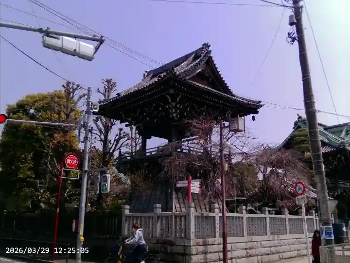 題経寺(柴又帝釈天)の{uncategorized: "未分類", other: "その他", undefined: "問題あり", building: "その他建物", grave: "お墓", sacred_gate: "鳥居", guardian: "狛犬", statue: "像", buddha: "仏像", history: "歴史", nature: "自然", garden: "庭園", animal: "動物", pagoda: "塔", temizu: "手水舎", mountain_gate: "山門・神門", sanctuary: "本殿・本堂", subordinate: "末社・摂社", art: "芸術", scenery: "景色", jizo: "地蔵", ema: "絵馬", goshuin: "御朱印", omikuji: "おみくじ", items: "授与品その他", amulet: "お守り", goshuincho: "御朱印帳", eats: "食事", festival: "お祭り", votive_dance: "神楽", shichigosan: "七五三参", wedding: "結婚式", experience: "体験その他", initially: "初詣", around: "周辺", anti_infection: "感染症対策"}