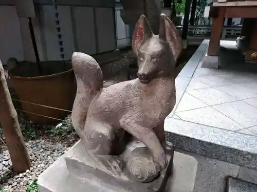 築土神社の狛犬