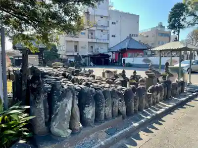 浄運寺の{uncategorized: "未分類", other: "その他", undefined: "問題あり", building: "その他建物", grave: "お墓", sacred_gate: "鳥居", guardian: "狛犬", statue: "像", buddha: "仏像", history: "歴史", nature: "自然", garden: "庭園", animal: "動物", pagoda: "塔", temizu: "手水舎", mountain_gate: "山門・神門", sanctuary: "本殿・本堂", subordinate: "末社・摂社", art: "芸術", scenery: "景色", jizo: "地蔵", ema: "絵馬", goshuin: "御朱印", omikuji: "おみくじ", items: "授与品その他", amulet: "お守り", goshuincho: "御朱印帳", eats: "食事", festival: "お祭り", votive_dance: "神楽", shichigosan: "七五三参", wedding: "結婚式", experience: "体験その他", initially: "初詣", around: "周辺", anti_infection: "感染症対策"}