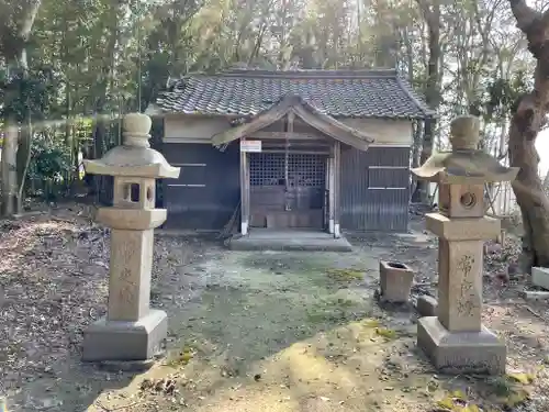 南別府荒神社の本殿・本堂