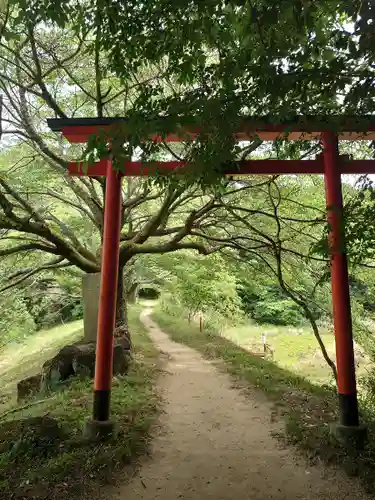 八大龍王弁財天大神の鳥居