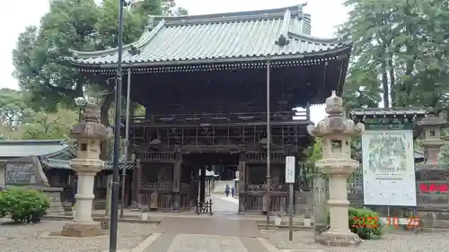 妙法寺の山門