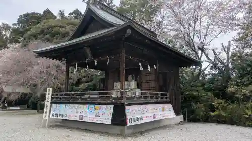 白鷺神社の{uncategorized: "未分類", other: "その他", undefined: "問題あり", building: "その他建物", grave: "お墓", sacred_gate: "鳥居", guardian: "狛犬", statue: "像", buddha: "仏像", history: "歴史", nature: "自然", garden: "庭園", animal: "動物", pagoda: "塔", temizu: "手水舎", mountain_gate: "山門・神門", sanctuary: "本殿・本堂", subordinate: "末社・摂社", art: "芸術", scenery: "景色", jizo: "地蔵", ema: "絵馬", goshuin: "御朱印", omikuji: "おみくじ", items: "授与品その他", amulet: "お守り", goshuincho: "御朱印帳", eats: "食事", festival: "お祭り", votive_dance: "神楽", shichigosan: "七五三参", wedding: "結婚式", experience: "体験その他", initially: "初詣", around: "周辺", anti_infection: "感染症対策"}