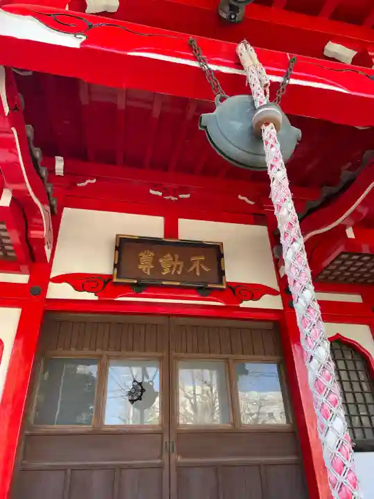 願行寺の{uncategorized: "未分類", other: "その他", undefined: "問題あり", building: "その他建物", grave: "お墓", sacred_gate: "鳥居", guardian: "狛犬", statue: "像", buddha: "仏像", history: "歴史", nature: "自然", garden: "庭園", animal: "動物", pagoda: "塔", temizu: "手水舎", mountain_gate: "山門・神門", sanctuary: "本殿・本堂", subordinate: "末社・摂社", art: "芸術", scenery: "景色", jizo: "地蔵", ema: "絵馬", goshuin: "御朱印", omikuji: "おみくじ", items: "授与品その他", amulet: "お守り", goshuincho: "御朱印帳", eats: "食事", festival: "お祭り", votive_dance: "神楽", shichigosan: "七五三参", wedding: "結婚式", experience: "体験その他", initially: "初詣", around: "周辺", anti_infection: "感染症対策"}