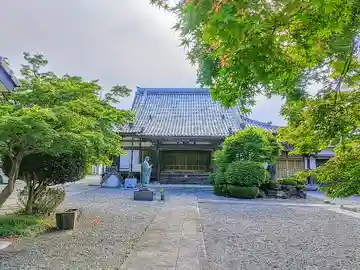 谷性寺の本殿・本堂