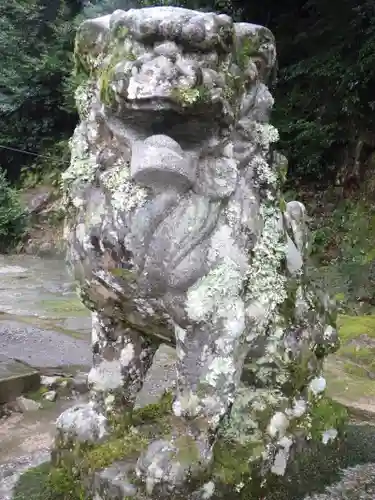 栗溪神社の狛犬