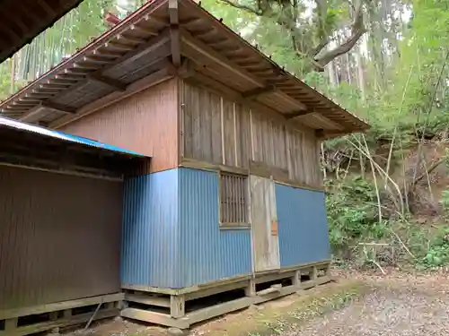 熊野神社の本殿・本堂