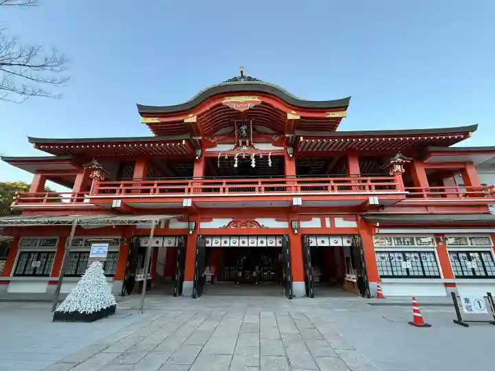 千葉神社の{uncategorized: "未分類", other: "その他", undefined: "問題あり", building: "その他建物", grave: "お墓", sacred_gate: "鳥居", guardian: "狛犬", statue: "像", buddha: "仏像", history: "歴史", nature: "自然", garden: "庭園", animal: "動物", pagoda: "塔", temizu: "手水舎", mountain_gate: "山門・神門", sanctuary: "本殿・本堂", subordinate: "末社・摂社", art: "芸術", scenery: "景色", jizo: "地蔵", ema: "絵馬", goshuin: "御朱印", omikuji: "おみくじ", items: "授与品その他", amulet: "お守り", goshuincho: "御朱印帳", eats: "食事", festival: "お祭り", votive_dance: "神楽", shichigosan: "七五三参", wedding: "結婚式", experience: "体験その他", initially: "初詣", around: "周辺", anti_infection: "感染症対策"}