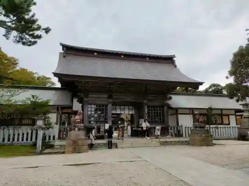 大洗磯前神社の{uncategorized: "未分類", other: "その他", undefined: "問題あり", building: "その他建物", grave: "お墓", sacred_gate: "鳥居", guardian: "狛犬", statue: "像", buddha: "仏像", history: "歴史", nature: "自然", garden: "庭園", animal: "動物", pagoda: "塔", temizu: "手水舎", mountain_gate: "山門・神門", sanctuary: "本殿・本堂", subordinate: "末社・摂社", art: "芸術", scenery: "景色", jizo: "地蔵", ema: "絵馬", goshuin: "御朱印", omikuji: "おみくじ", items: "授与品その他", amulet: "お守り", goshuincho: "御朱印帳", eats: "食事", festival: "お祭り", votive_dance: "神楽", shichigosan: "七五三参", wedding: "結婚式", experience: "体験その他", initially: "初詣", around: "周辺", anti_infection: "感染症対策"}