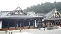 久遠寺の本殿・本堂