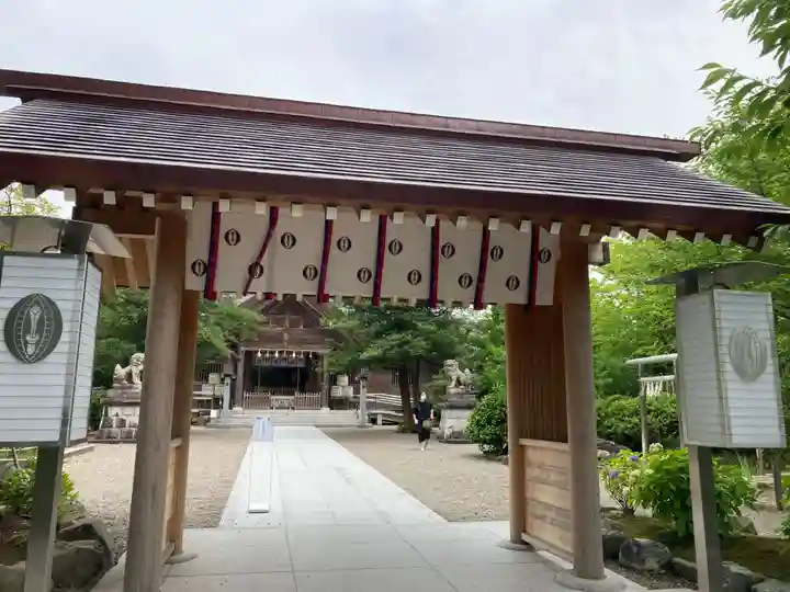 櫛田神社の山門・神門